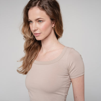 beige